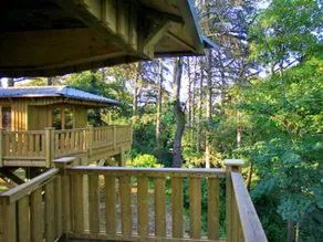 Family-friendly wonderful unique accommodation with terrace & heated pool - Image 4