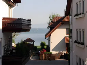 Apartment 'B 07' with Lake View, Shared Garden and Wi-Fi - Image 5