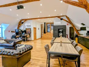 Cottage with private pool, barbecue & sauna - Image 3