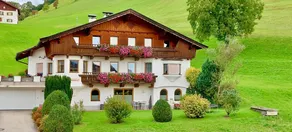Apartment with terrace & garden - Image 5