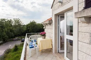 Charming holiday apartment with garden & terrace | Dogs allowed - Image 5