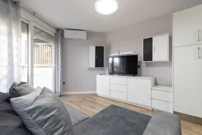 Fully equipped wonderful holiday apartment with garden & terrace | Next to the beach - Image 5