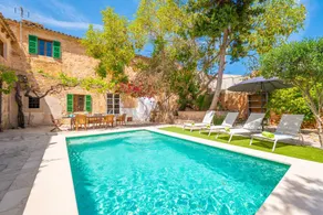 Villa with terrace & private pool - Image 2