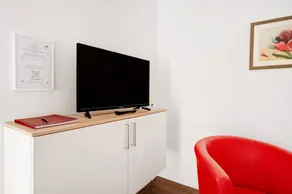 Appartamento con terrazza, giardino e internet veloce | Vista sul giardino - Image 2