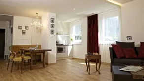 Flat with terrace, pool & sauna | Lake view - Image 4