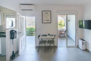 Holiday apartment with terrace | Close to the beach - Image 4