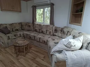 Caravan 'De Zandparel' with Wi-Fi and Air Conditioning - Image 3