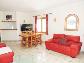 Villa with pool, BBQ & garden | Panoramic view - Image 2