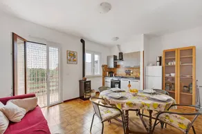 Apartment "Limone" with Mountain View, Shared Garden and Wi-Fi - Image 2