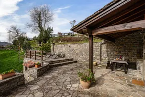 Holiday home with garden, barbecue & terrace | Garden view - Image 2