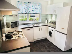 Modern Home in Taunton with Sunny Garden - Image 3