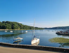 Holiday Home "Ty Gwen - Plouezoc'h" with Sea View and Wi-Fi - Image 4