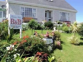 Tranaun House Bed and Breakfast - Image 3