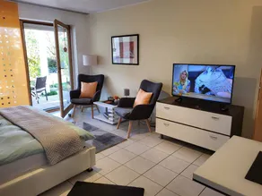 Holiday apartment with fast internet, garden & terrace | Garden view - Image 5