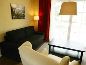 Holiday apartment with barbeque & garden - Image 3