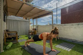Tequila Sunrise Potts Point Hostel - Image 3