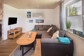 Casa vacacional totalmente equipada con terraza, jardín y barbacoa | Vistas al jardín - Image 2