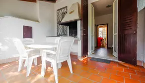 Villa avec jardin et barbecue | Vue jardin - Image 2