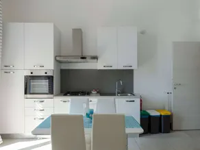 Wohnung mit Meerblick und privater Garage - Image 3
