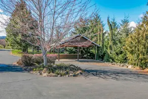 Child-friendly house with garden & barbeque - Image 3