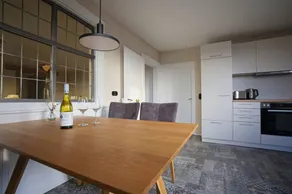 Appartement avec jardin, barbecue et internet haut débit | Vue jardin | Parfait pour le travail à distance - Image 3