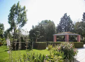 Gîte avec barbecue et jardin | Vue jardin - Image 3