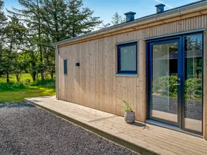 House with sauna, hot tub & barbecue - Image 3