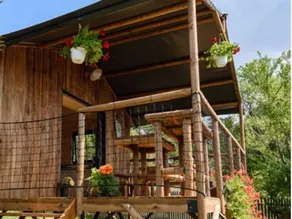 Family-friendly charming chalet with terrace & heated pool | River view | Pets are welcome - Image 5