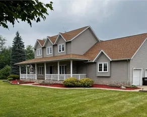 House with BBQ & terrace | Panoramic view - Image 5