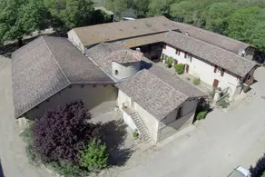 Casa vacacional con barbacoa y terraza - Image 3