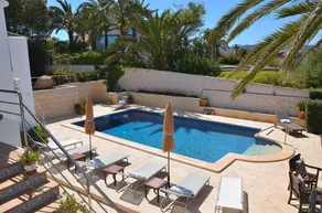 Family-friendly charming house with garden, barbecue & terrace | Sea view | Next to the beach - Image 3