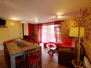Cottage with garden & barbeque - Image 3