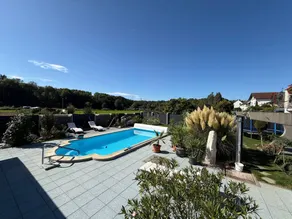 Familienorientierte tolle Ferienwohnung mit Terrasse, beheiztem Pool und Garten | Naturblick - Image 3