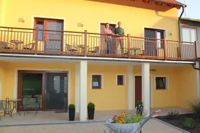 Casa con terrazza | Vista sul giardino - Image 3