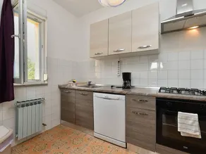 Apartment with barbeque - Image 4