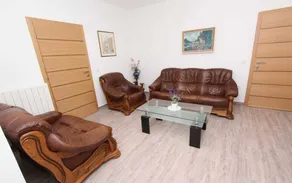 MARUCHITA Two-Bedroom Apartment with Terrace (Vase, prizemlje) - Image 4