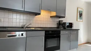 Family-oriented holiday apartment with pool, garden & BBQ - Image 4