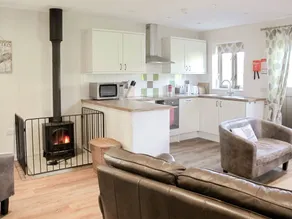 Family-oriented lovely cottage with barbeque, garden & terrace | Pets are welcome - Image 3