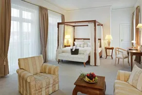 Appartamento con piscina, sauna e terrazza | Vista sul mare | Ideale per il telelavoro - Image 3