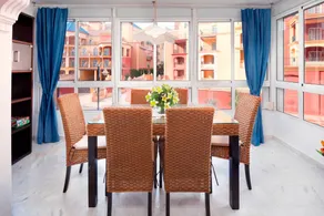 Familienorientierte Ferienwohnung mit Pool und Garten | Bergblick | Nah am Strand - Image 4