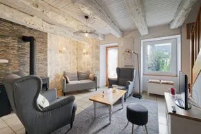 Child-friendly cottage with terrace, BBQ & garden | Garden view | Dogs allowed - Image 3