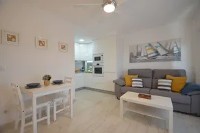 Holiday apartment with pool, terrace & garden - Image 5