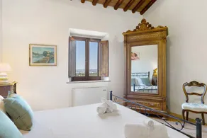 Tuscan Oasis: Country House with Private Pool, Views, and Private Parking - Image 5