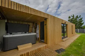 Gite with barbecue, terrace & garden - Image 5