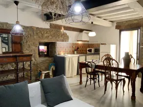 La Grulla Gris Country House with Balcony and Mountain Views, Cáceres - Image 4
