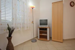 One bedroom apartment near beach Šilo, Krk (A-18670-d) - Image 3