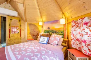 Pleasant B&B with garden, terrace & barbeque | Garden view | Pets allowed - Image 3