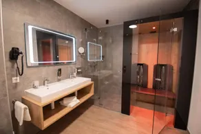 Aparthotel with garden & terrace | Garden view - Image 5