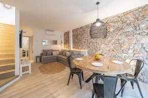 Fully equipped apartment with terrace, private pool & garden | Beach nearby - Image 2