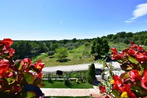 Fully equipped wonderful holiday apartment with garden - Image 5